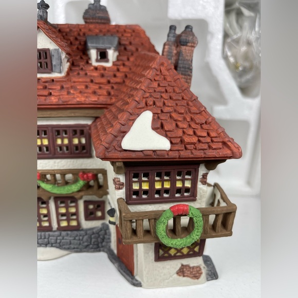 🆕Dickens Village series Dept 56 HVC “Mr Wickfield solicitor” David Copperfield - Picture 3 of 16